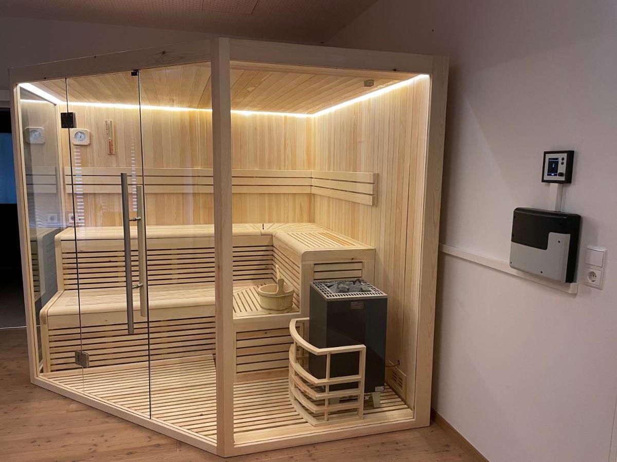 *Brandnew* Modernes Apartment In Den Weinbergen Mit Pool Und Sauna Spielfeld Exterior photo