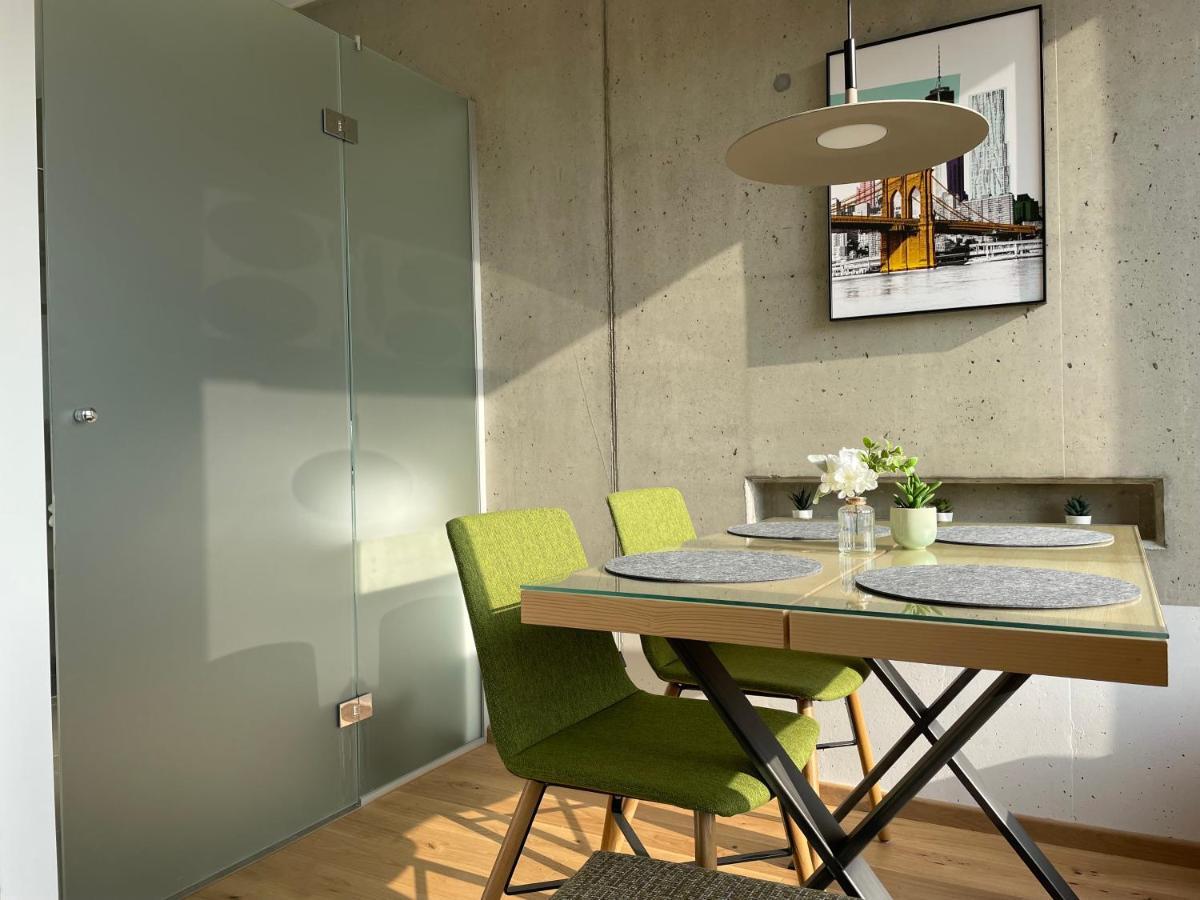 *Brandnew* Modernes Apartment In Den Weinbergen Mit Pool Und Sauna Spielfeld Exterior photo